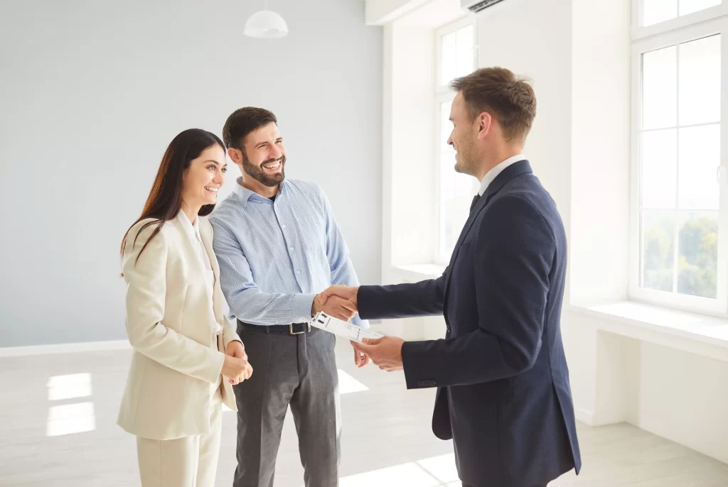 How to Find a Real Estate Agent Who Can Help You Sell Fast